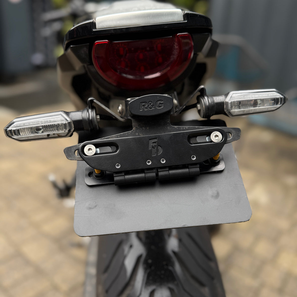 Universal Adjustable / Flip Bracket Flip N Dip
