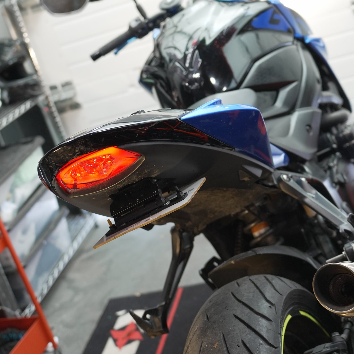 Suzuki GSXS 750 Flip N Dip