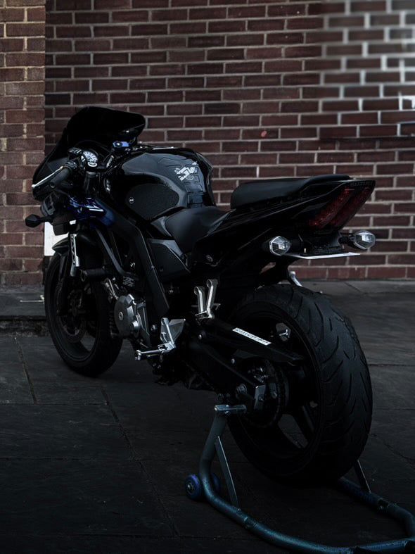 Suzuki SV650 Flip N Dip