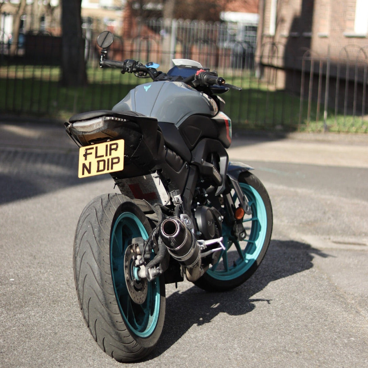 Yamaha MT125 Flip N Dip