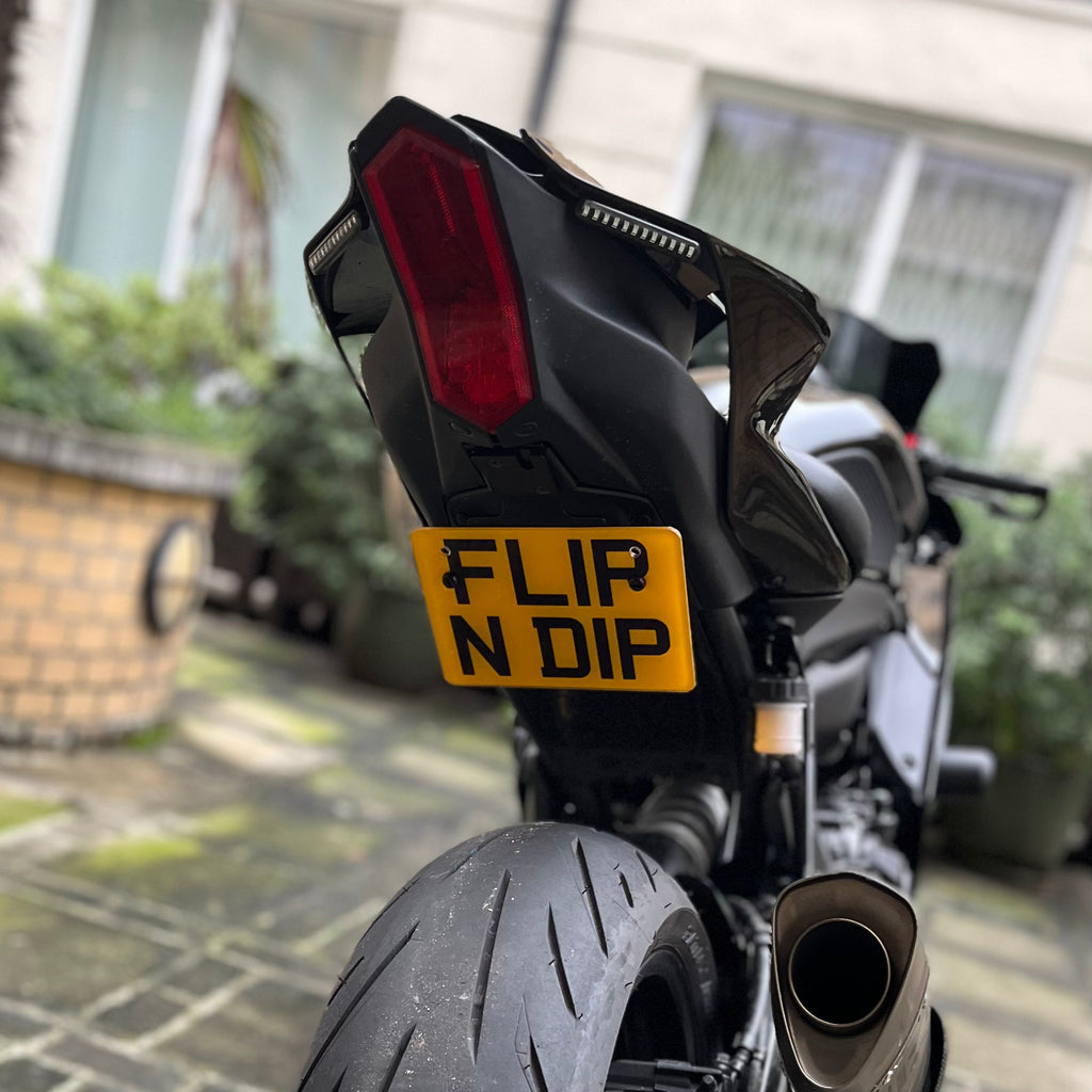 Yamaha R7 Flip N Dip