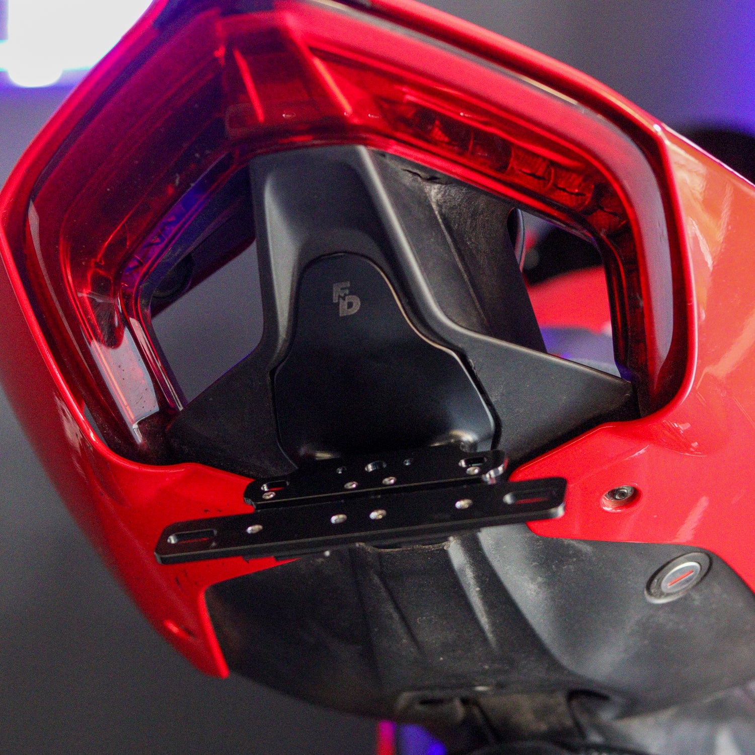 Ducati Panigale V2/V4 Flip N Dip