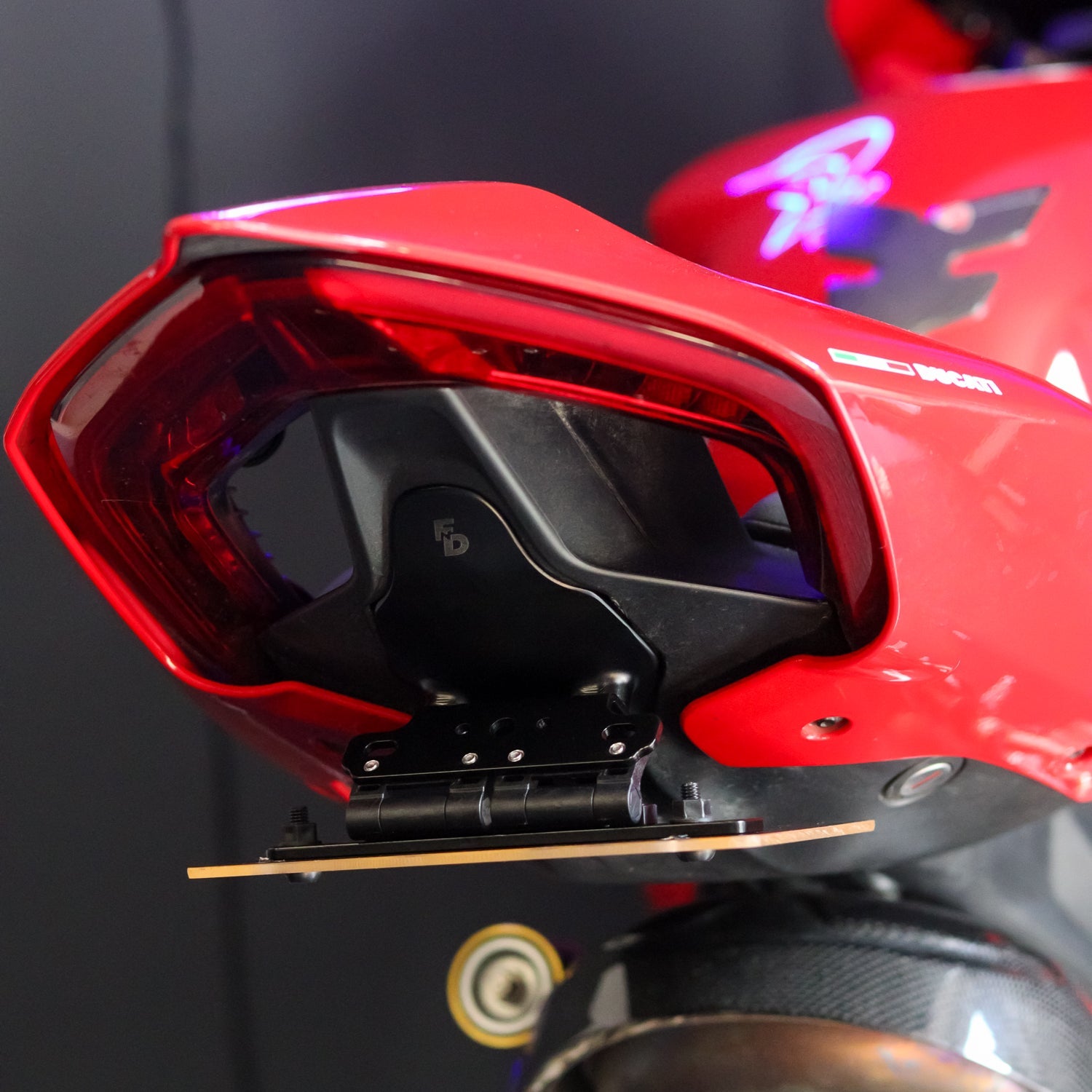 Ducati Streetfighter V2/V4 Flip N Dip