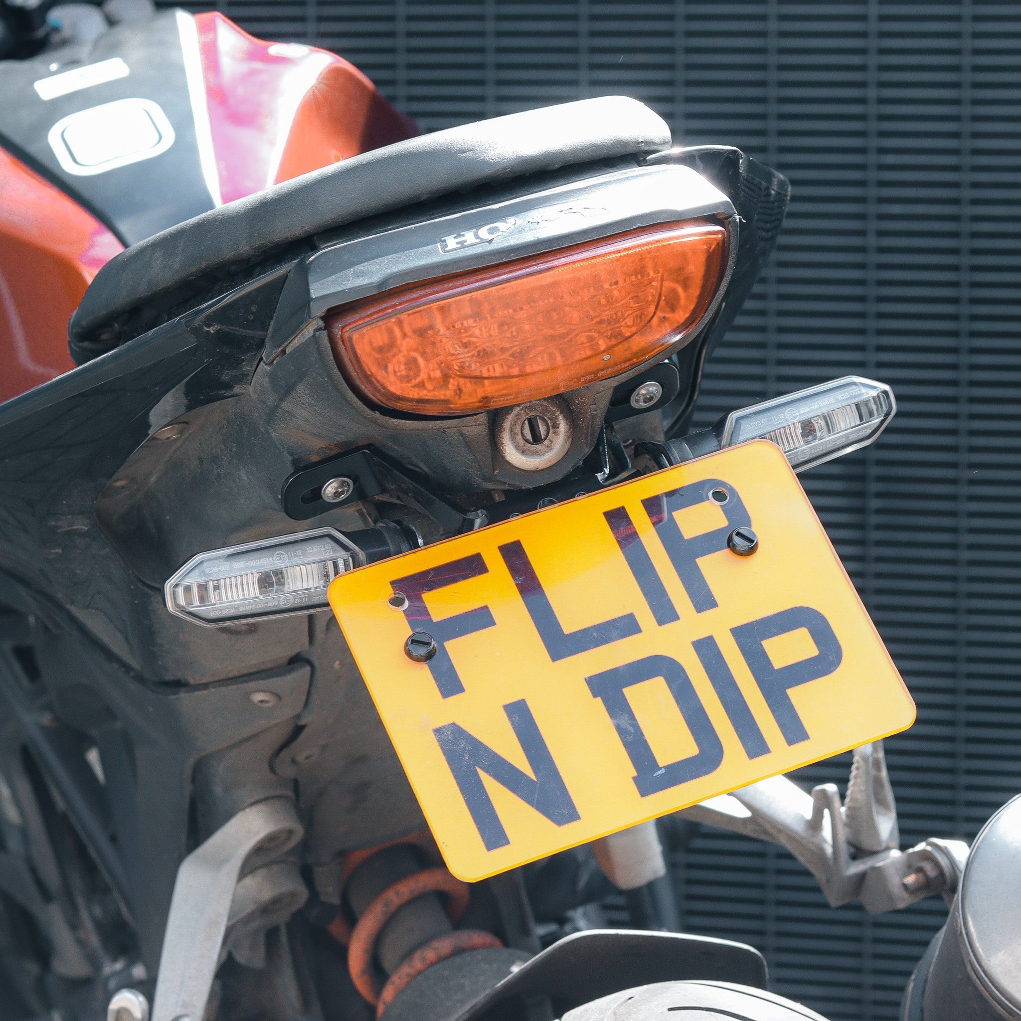 Honda CB300R Flip N Dip