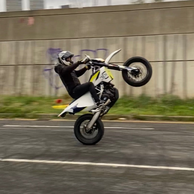 Husqvarna 701 SM Flip N Dip