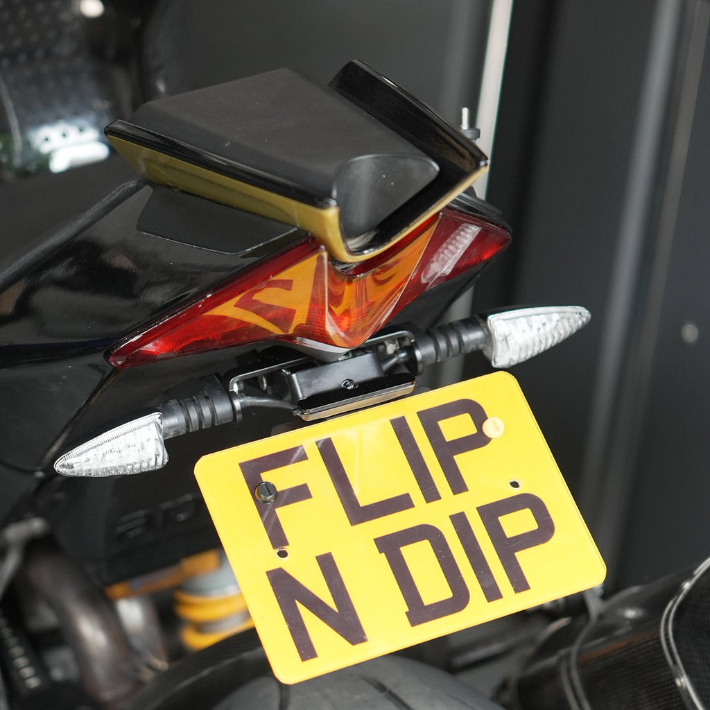 Aprilia RSV4 Flip N Dip