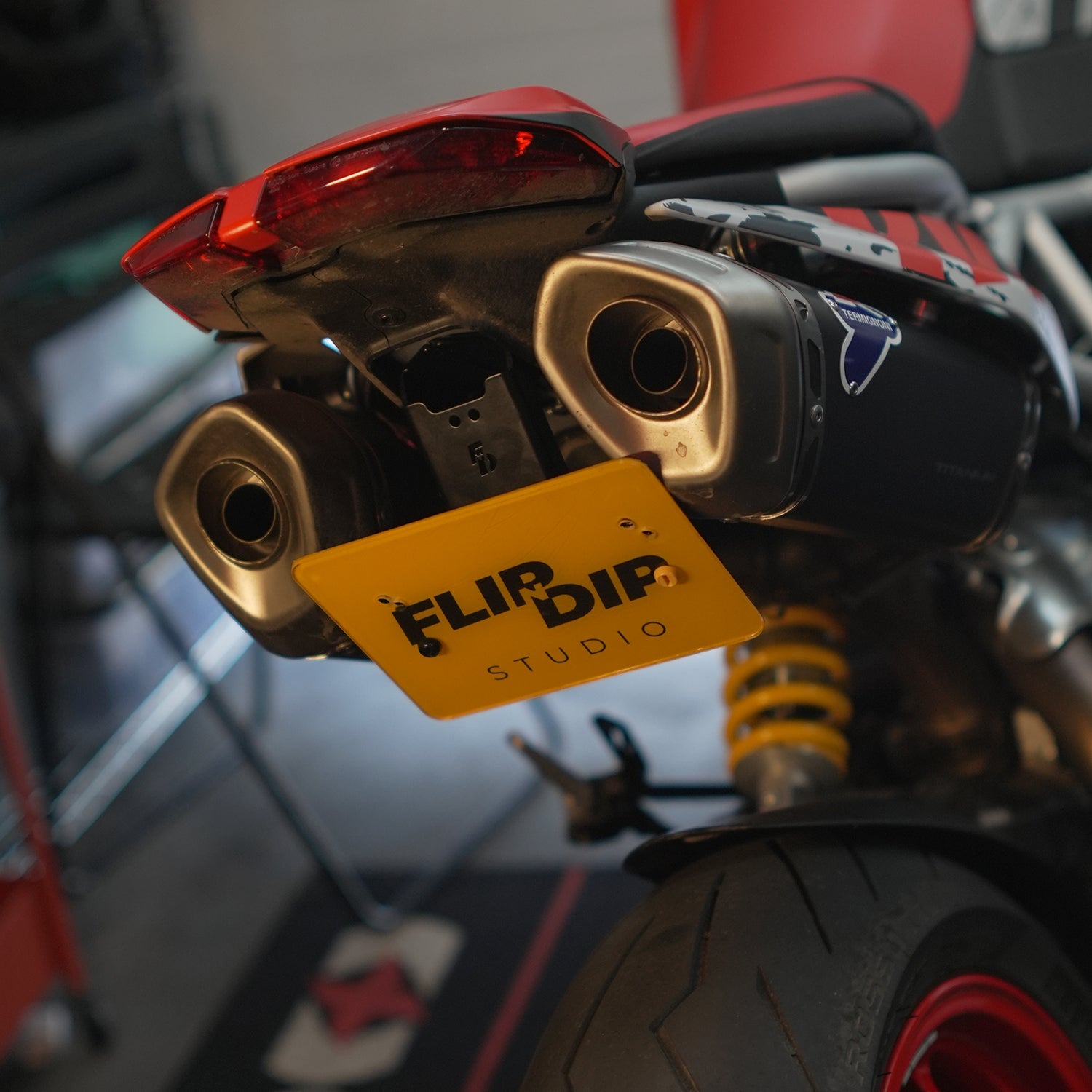 Ducati Hypermotard 950 Flip N Dip