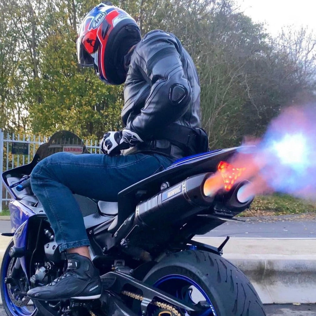 Yamaha R1 Flip N Dip